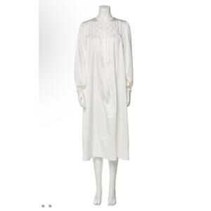 OSCAR DE LA RENTA NEW WITH TAGS EMBROIDERED LONG SLEEVE NIGHT GOWN WOMEN SZ S/M